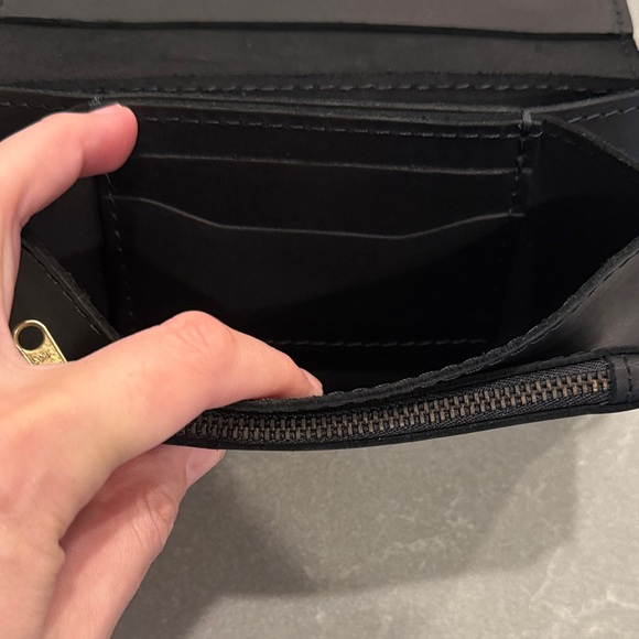 Portland Leather Black Wallet - Picture 7 of 10